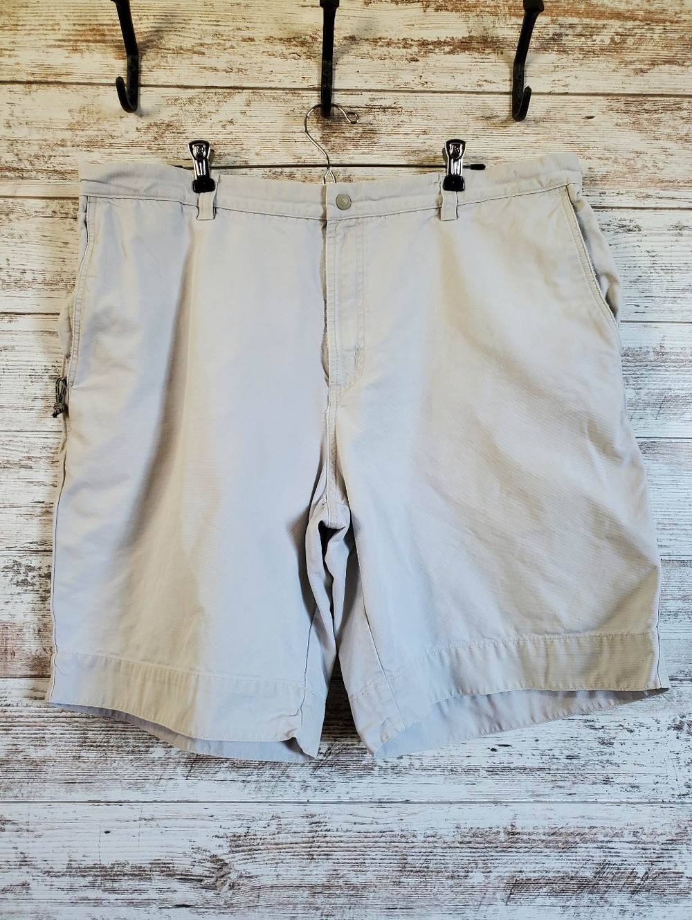 Y2K Columbia Sportswear Unisex 100% Cotton Khaki Cargo Shorts 9" Inseam